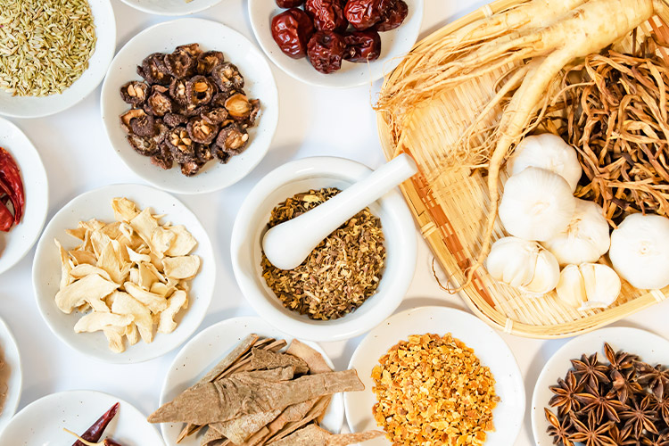 漢方薬は生薬を組み合わせた薬